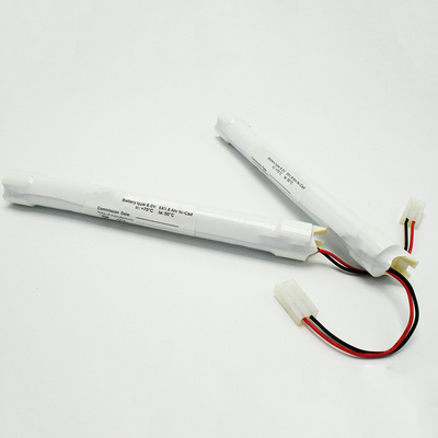 1800mAh ελαφρύ πακέτο NiCd 6V μπαταριών Cd Νι έκτακτης ανάγκης με τα καλύμματα τελών