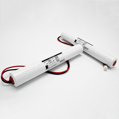 Το Δ 4000mAh NiCd 4,8 επανακαταλογηστέο πακέτο κυττάρων μπαταριών Β ανέμεινε τη ζωή 5 έτη